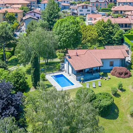 Giardino Di * Menaggio